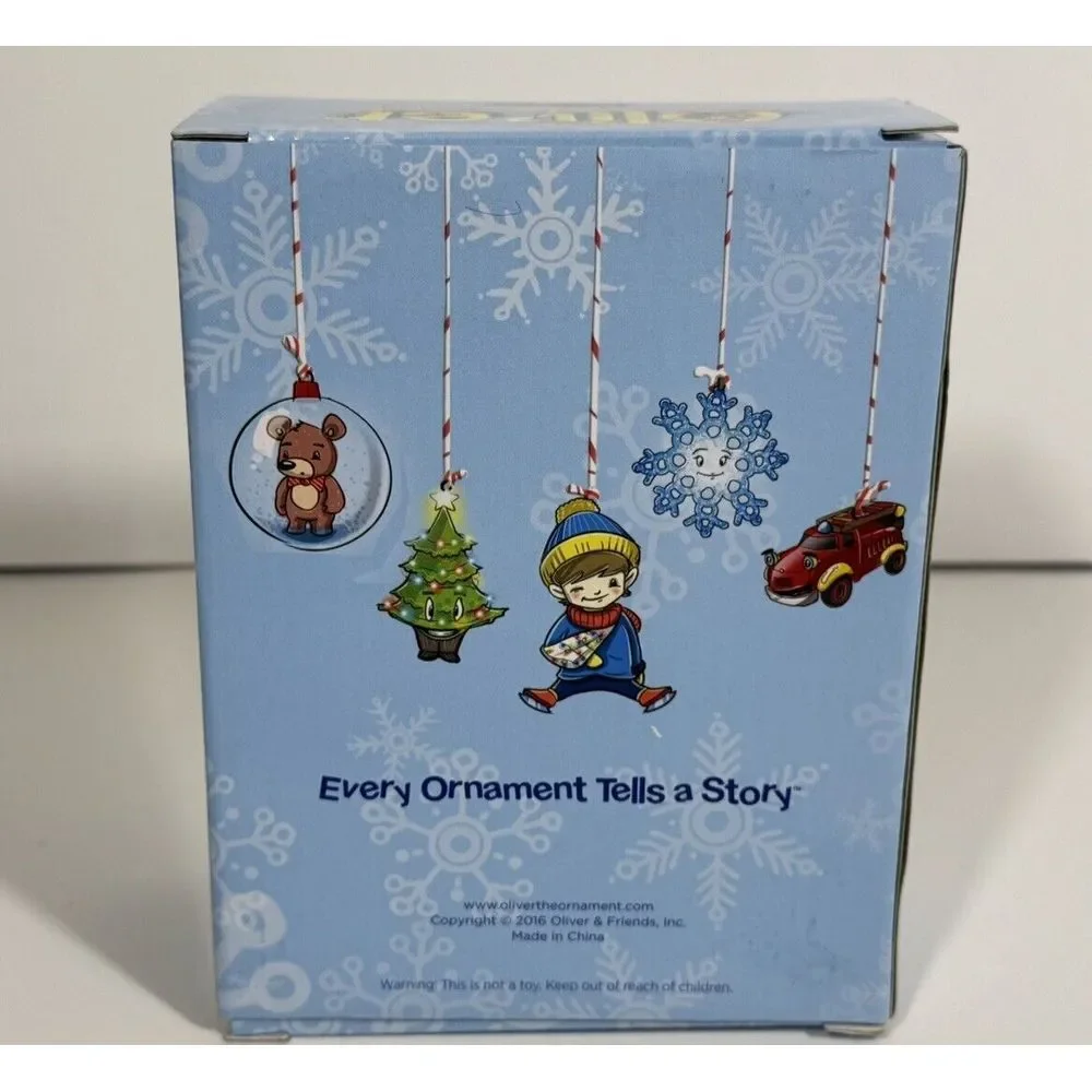New In box‎ Oliver the Ornament 